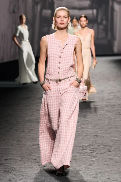 Look 31